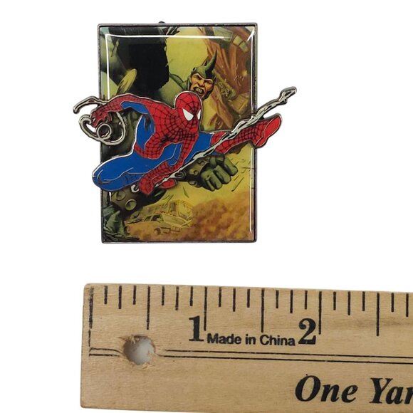 Universal Studios Pin Trading 2008 Spider-Man VS Rhino Enamel 3-D Pin Pinback - Picture 4 of 12